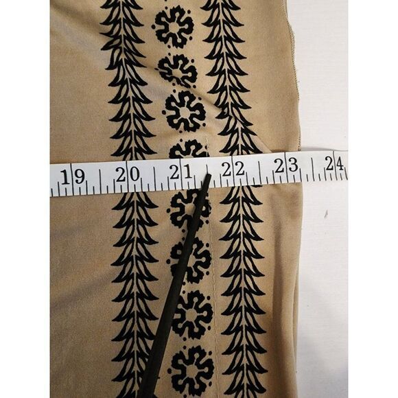 Apostrophe Small Handkerchief blouse in Tan/Black - Picture 6 of 7